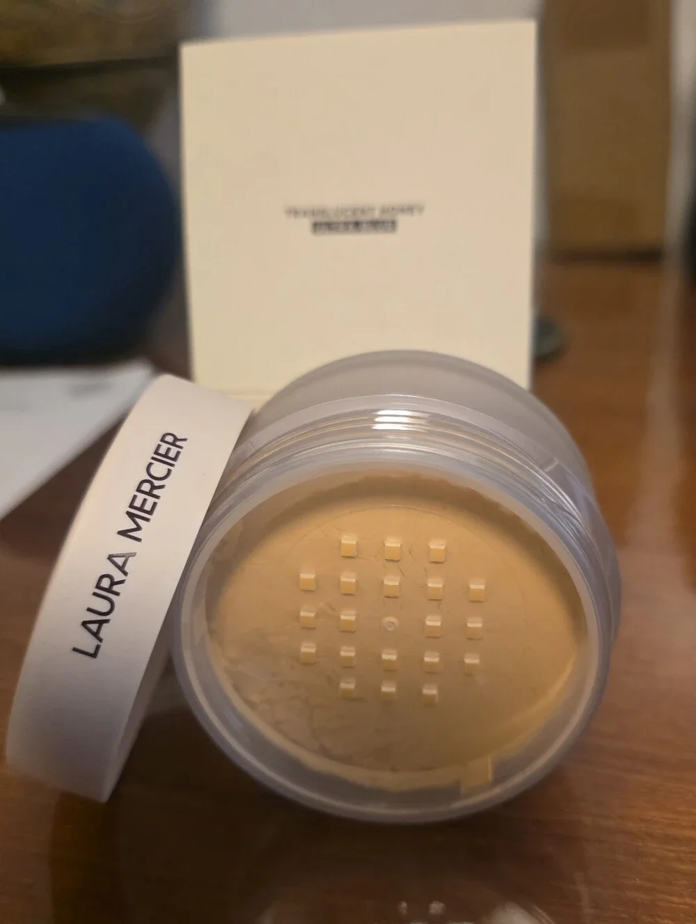 Laura Mercier Translucent Loose Setting Powder - Ultra Blur Translucent Honey